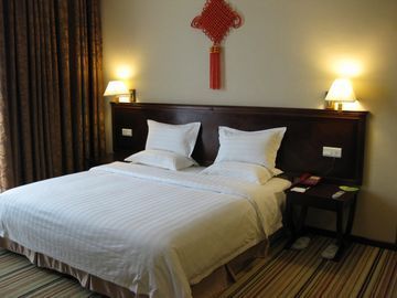 Vienna Classic Hotel Guangzhou Shaheding Metro Station Εξωτερικό φωτογραφία